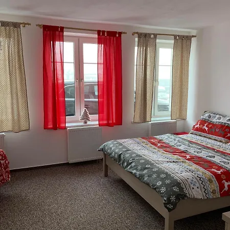 Apartman Pod Vlekem Horni Mala Upa Exterior photo